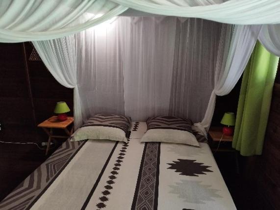 Insolite Arawakane Gites Du Manial Chalet Pointe-Noire Kültér fotó