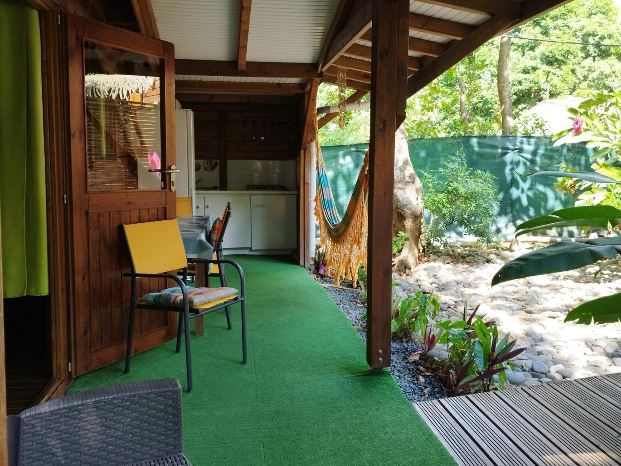 Insolite Arawakane Gites Du Manial Chalet Pointe-Noire Kültér fotó